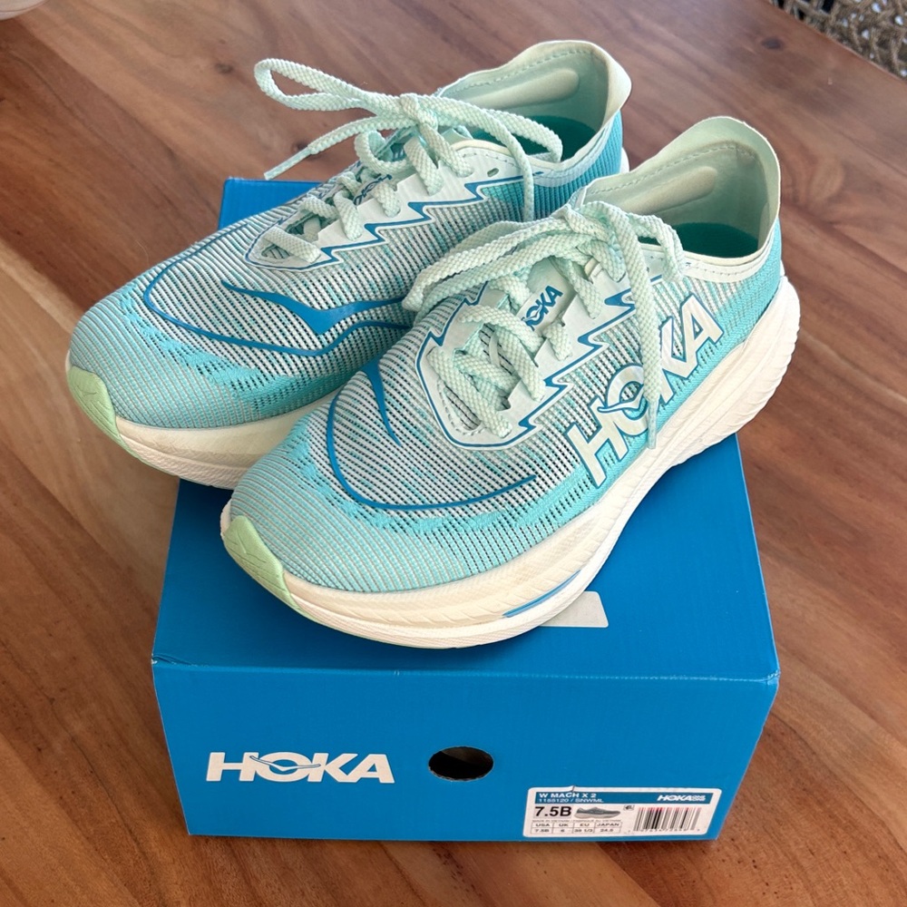 Hoka Mach X 2 Running shoes
